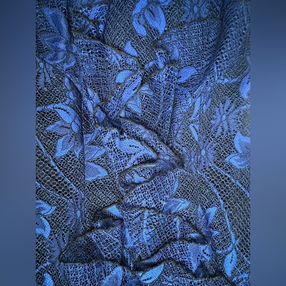 NWT Jay Godfrey Adrian Lace Tiered Gown. Size 6. - Picture 15 of 15